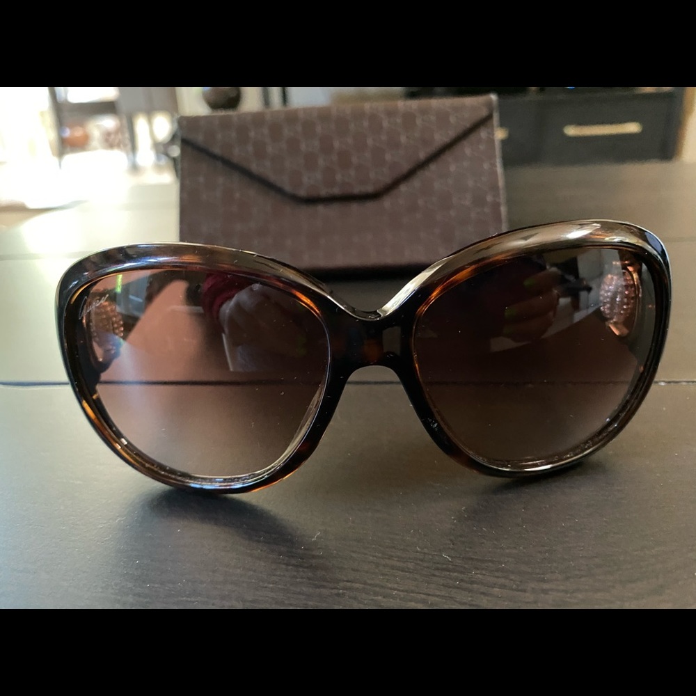 🔥Gucci Studded Sunglasses